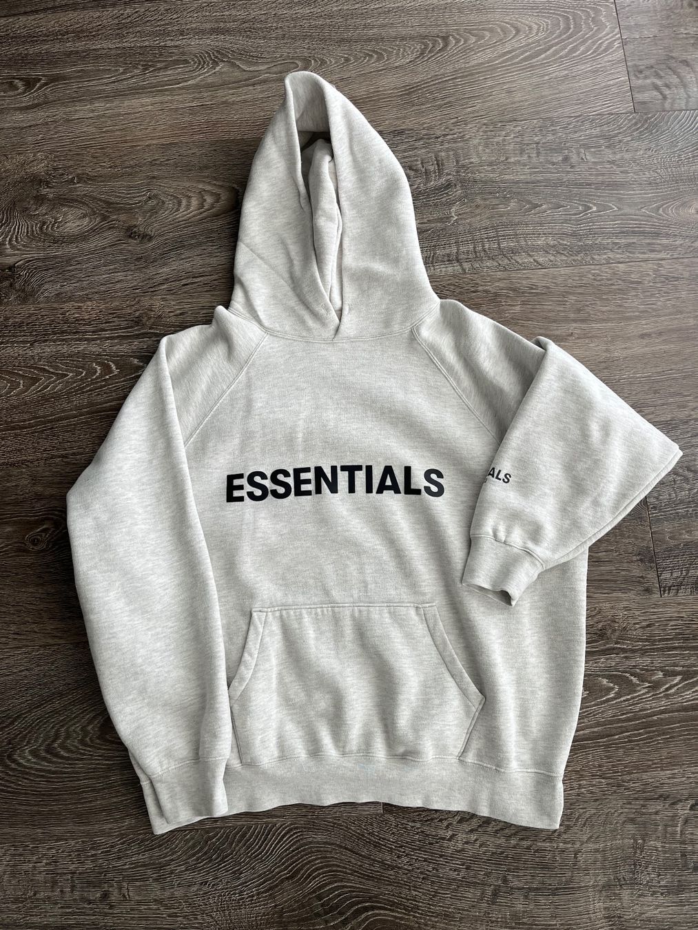 Maglioni & Felpe: Fear Of God Essentials Pullover – Nuovo (secondo la descrizione) da Bülach venduto da eryo343