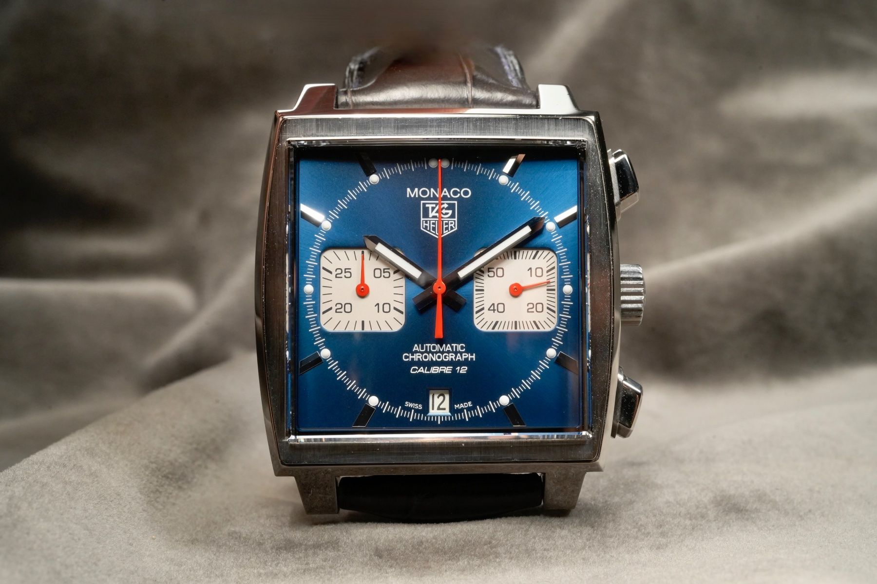Tag Heuer Orologi: Tag Heuer Monaco Ref. CAW 2111 Original 2013 Full Set – Usato da Morcote venduto da chronoservice 1