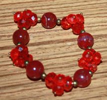 Armband Armreif Armspange Perlen rot Ø 5,5-8cm