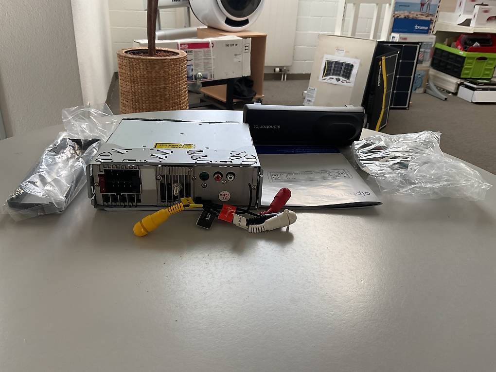 Radio: CD-Radio RC10BTU – Nuovo e nell'imballaggio originale da Ebikon venduto da Portmann_Sport 3