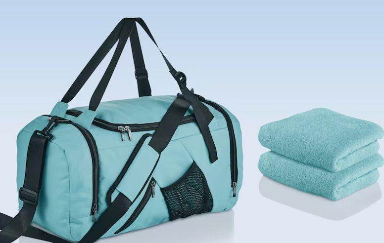 Taschen für Damen: Sporttasche ///Freizeitset – Neu und originalverpackt aus Brittnau von Zofigerin