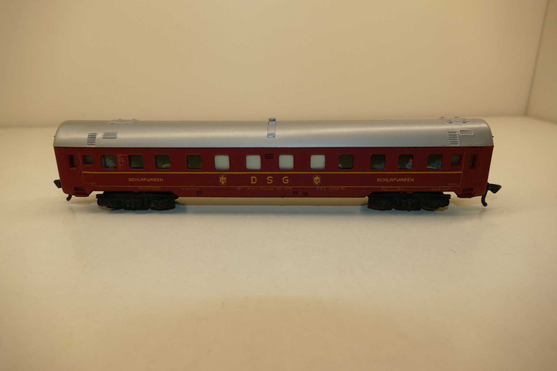 Pocher Modelleisenbahnen: Pocher H0: DSG Schlafwagen – Gebraucht aus Niederhasli von rail-duerst 2