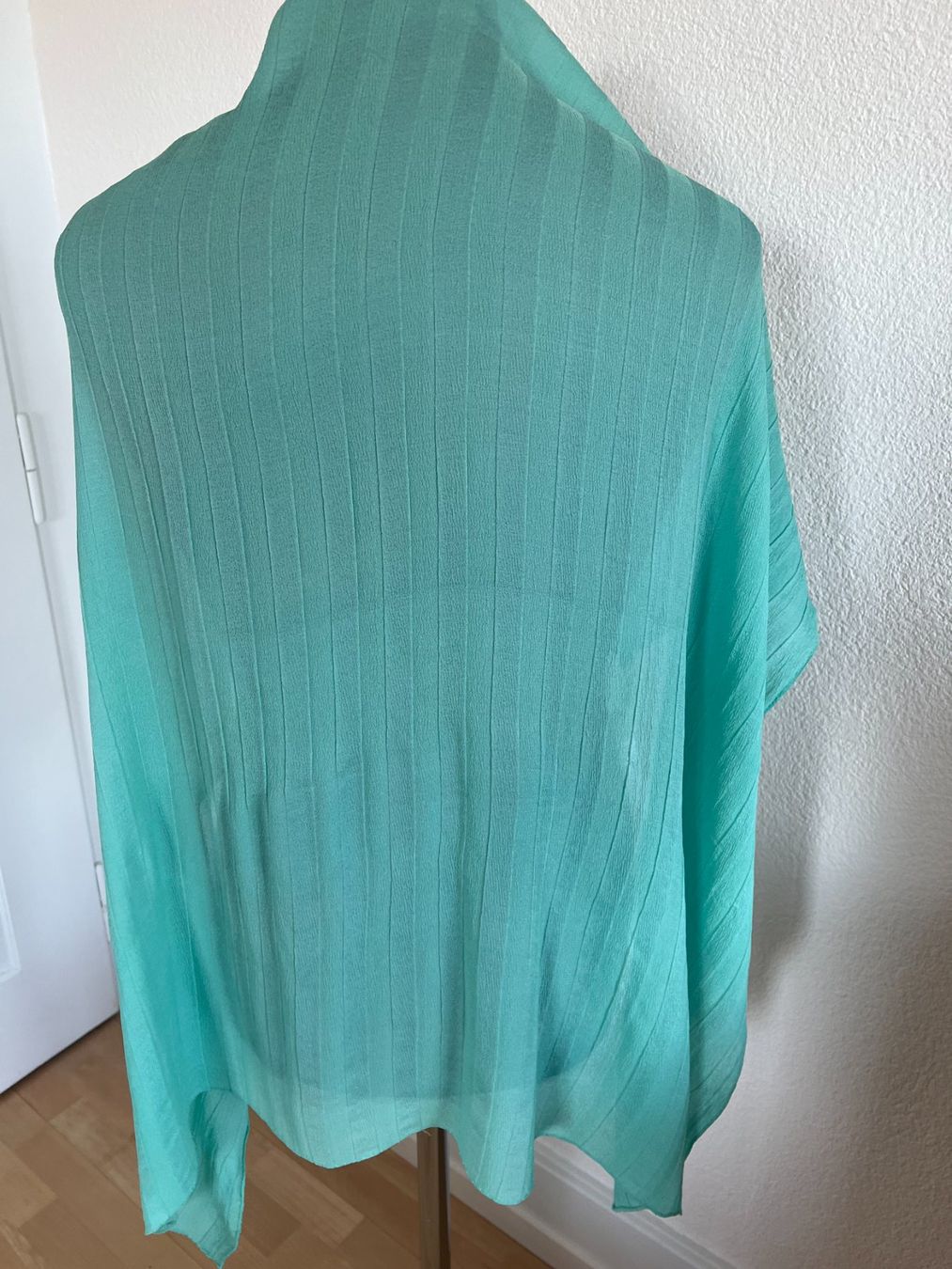 Colora Foulard & Sciarpe: Colora Schal, 100% Seide, Mintgrün, NEU – Nuovo e nell'imballaggio originale da Worb venduto da farben20zauber 2