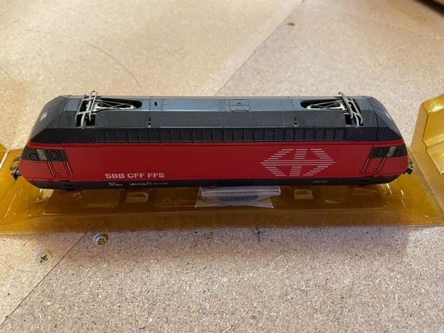 Märklin Modelleisenbahnen: Märklin SBB RE 460 – Gebraucht aus Hagneck von wrangler65