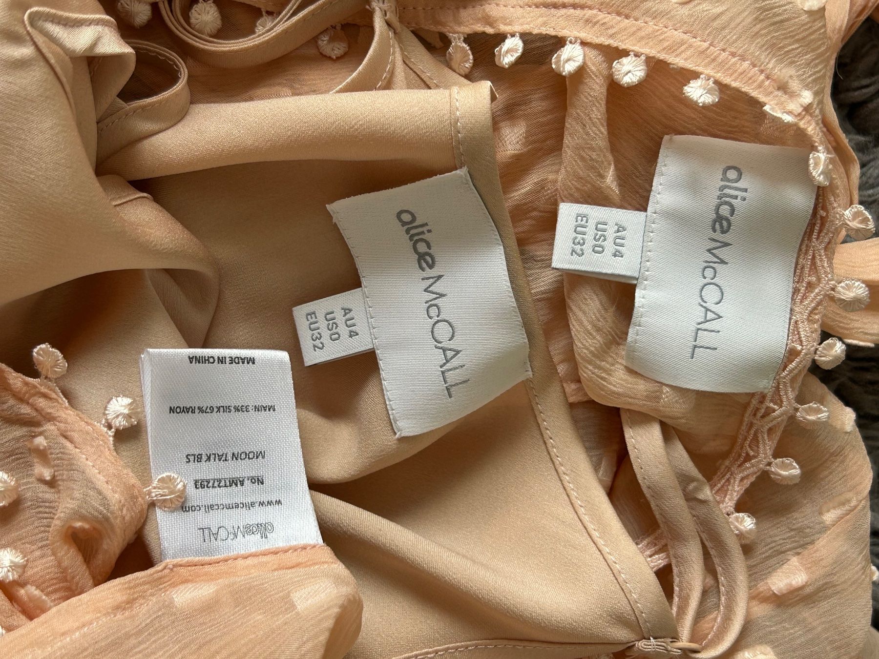 Zimmermann Pantaloni: Zimmermann Elegant Short [RRP $600] – Nuovo (secondo la descrizione) da St.Josefen venduto da lop_lh8d 8