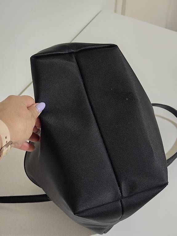 Taschen für Damen: Lacoste Tasche – Gebraucht aus Münchenbuchsee von Arasy13 1