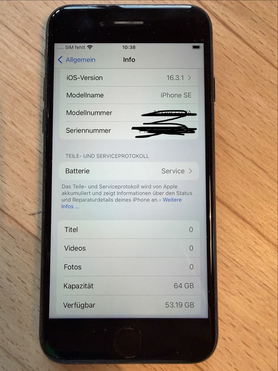 Apple Handys / Smartphones: iPhone SE 64GB  – Gebraucht aus Chur von Sim7000 2