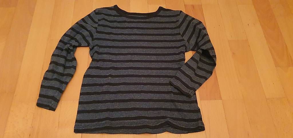 Lotti & Set di vestiti: 4x Langarmshirts – Usato da Uitikon Waldegg venduto da sgrimmer 3