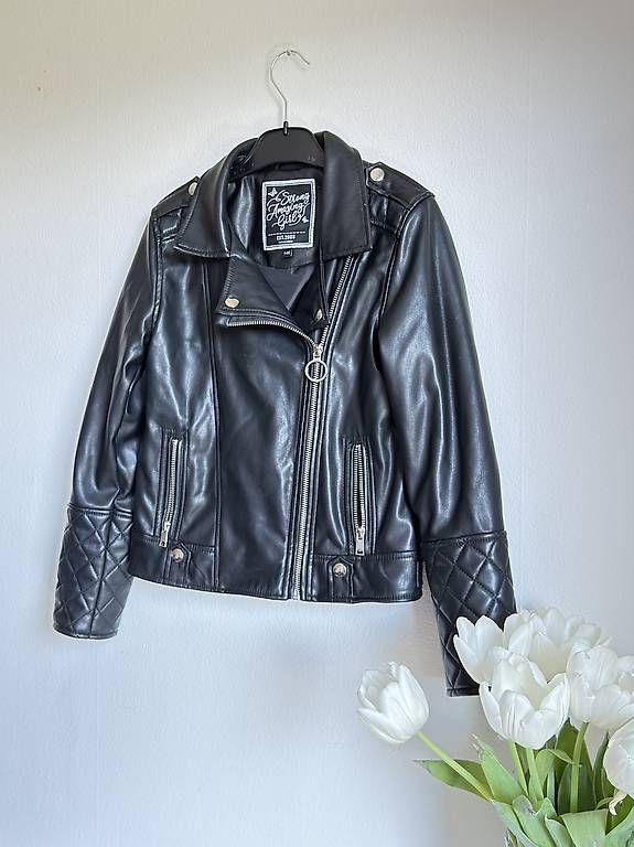 C&A Giacche & Cappotti: Kunstlederjacke C&A 140 cm – Usato da Binningen venduto da rit_7nbr 1