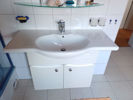 Lavabo mit Unterbau