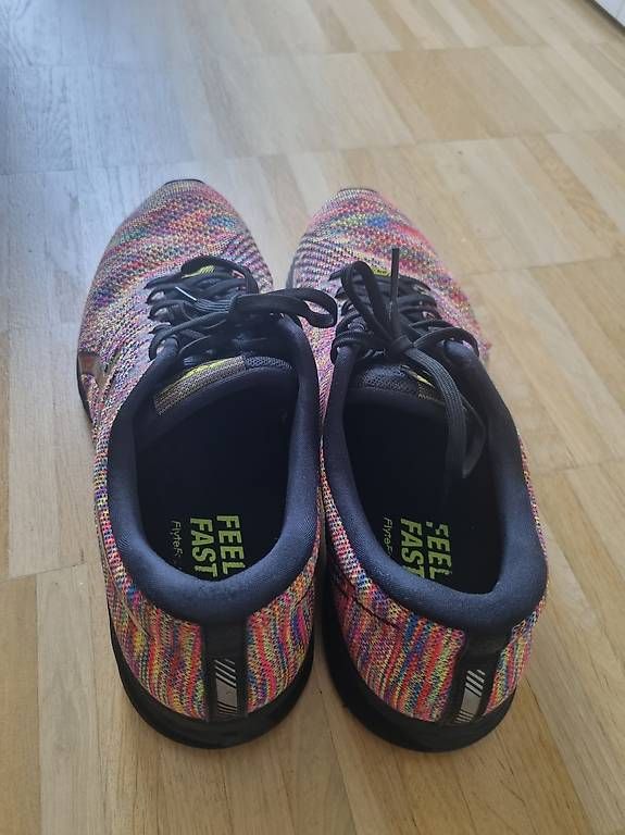 Asics Scarpe da uomo: Asics Sportsneaker Grösse 44/45 – Usato da Schlieren venduto da svex87 2