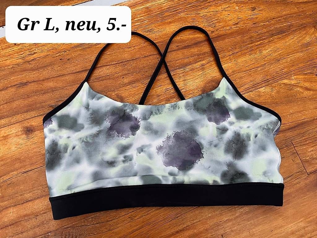 Tops: Neu Trainingstop, gr L Sylvie Meis – Gebraucht aus Untereggen von atombesen007 1
