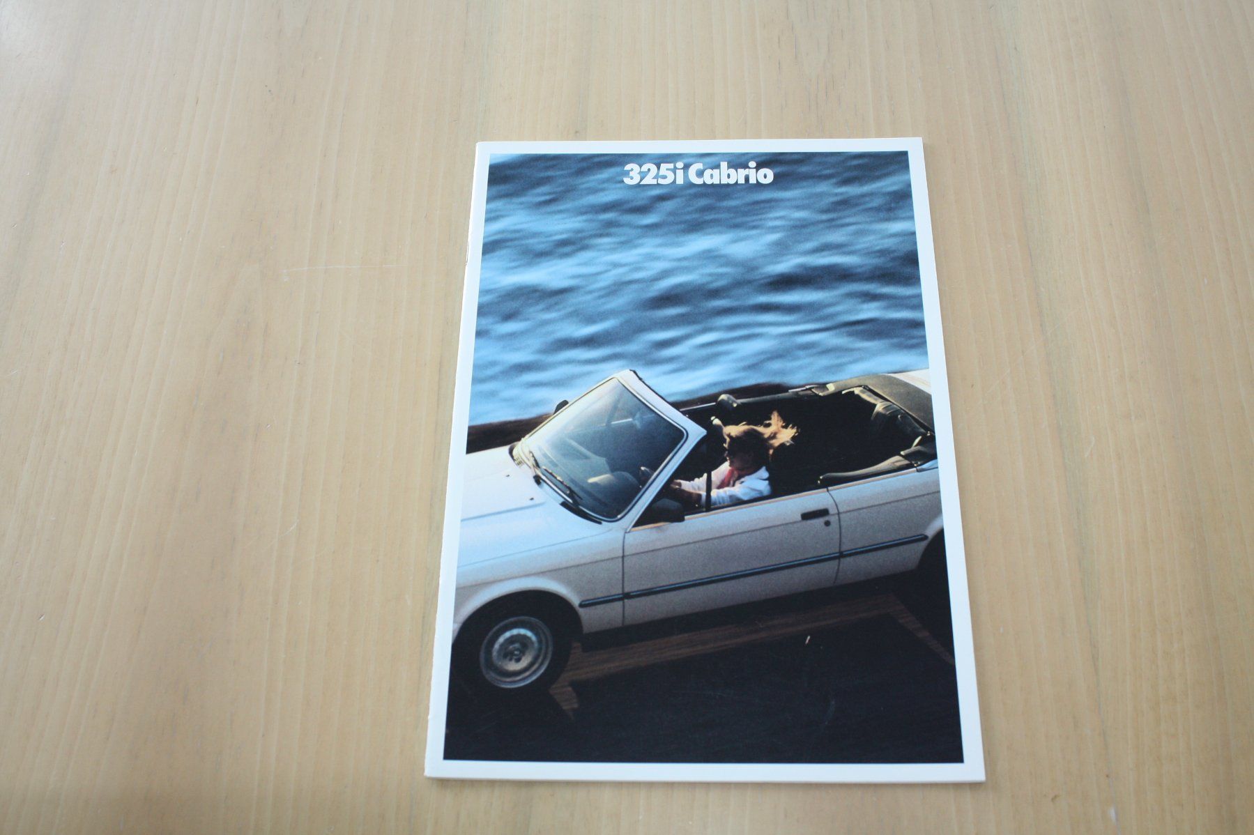 BMW Documenti: BMW 325i Cabrio Broschüre 1987 – Usato da Wikon venduto da erwin400
