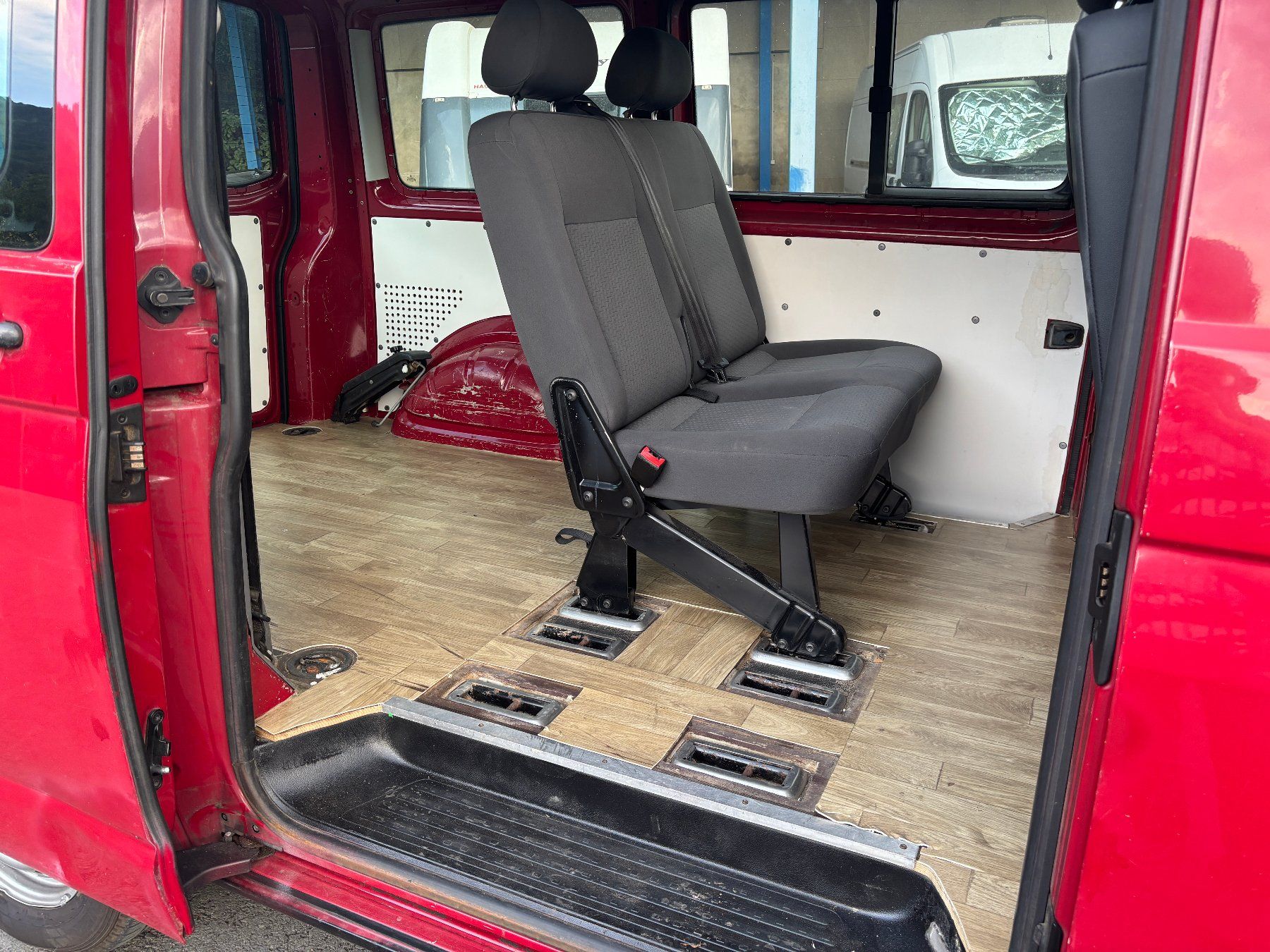 VW Automobili: VW T5 2.5 TDI 4X4 – Usato da Gams venduto da mir_n5kk 6