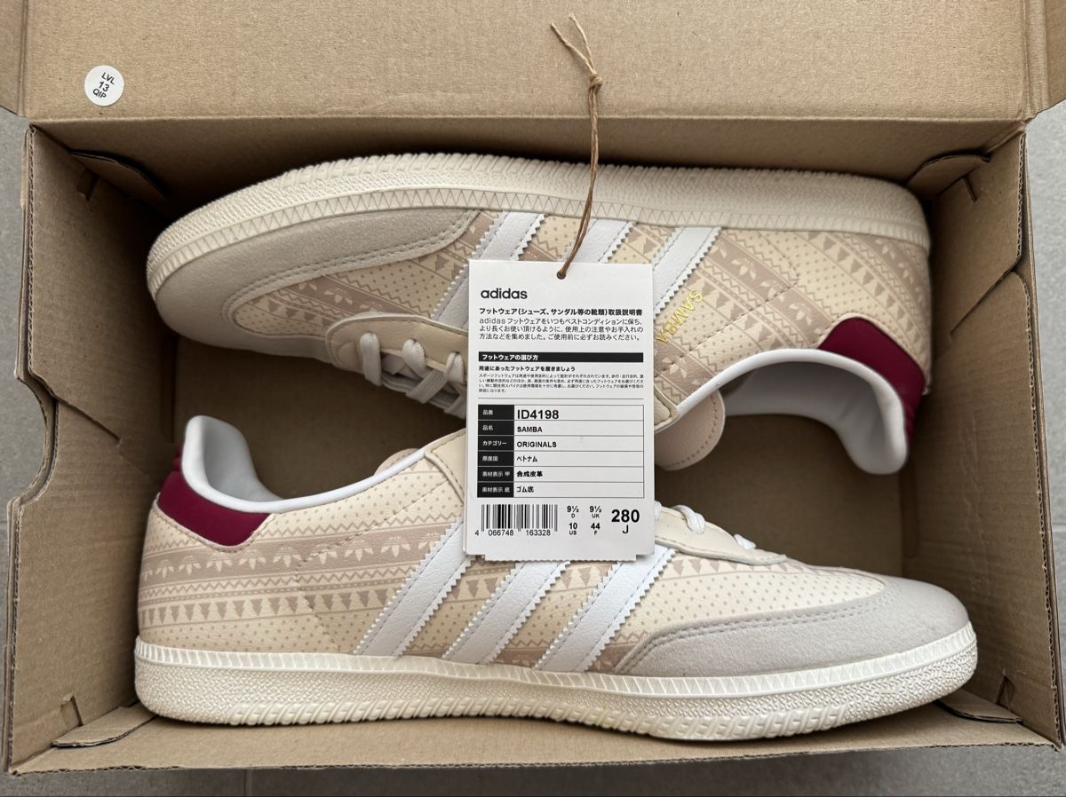 Adidas Herrenschuhe:  Adidas Samba de Noel version japonaise ,taille 44  – Neu (gemäss Beschreibung) aus Colombier NE von the_yq7x 5