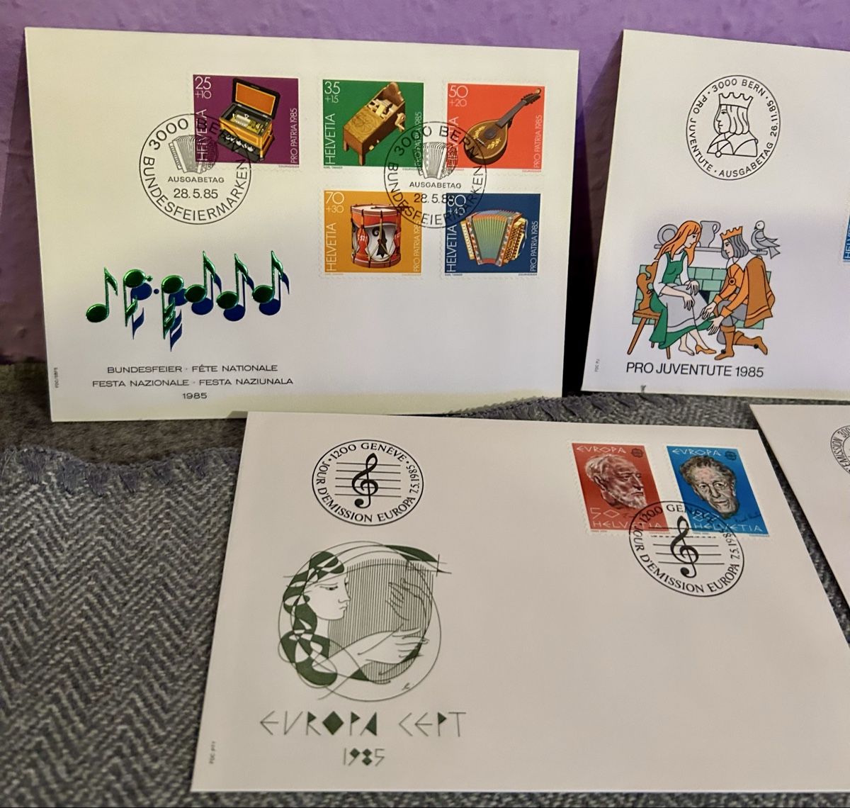 Tutti i francobolli: enveloppe, premier jour 1985 Suisse – Usato da Petit-Lancy venduto da Pierre_le_voyageur 1