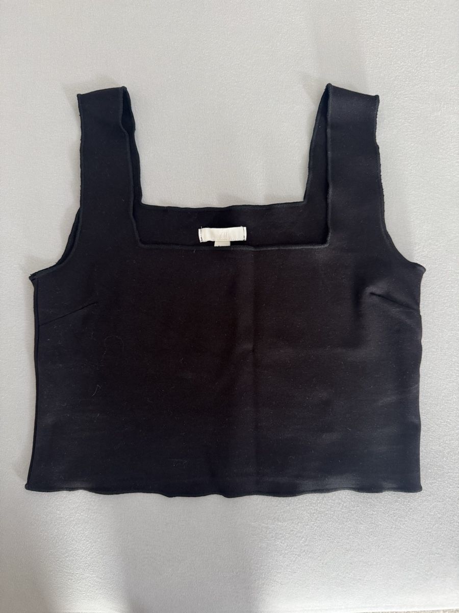 Lotti di vestiti: 6 x bauchfreie Damenshirts – Usato da Hausen am Albis venduto da Tuchen83 2