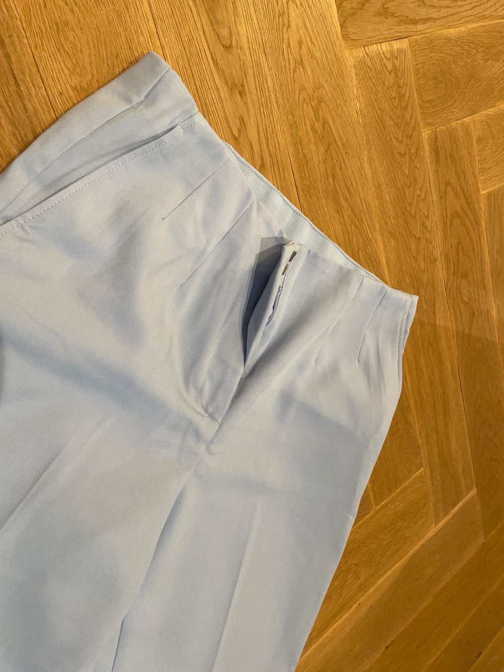 H&M Hosen: Hose H&M 42 – Gebraucht aus Zürich von iva_7658 2