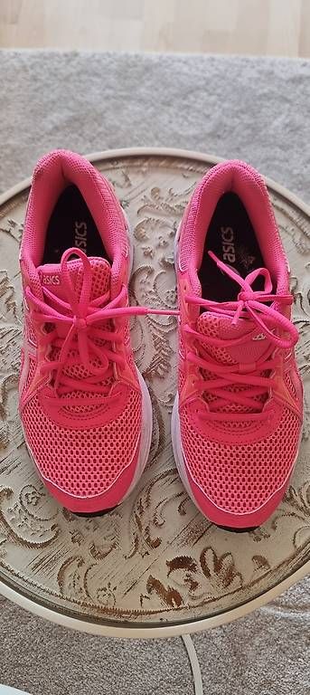 Asics Scarpe da donna: ASICS Laufschuhe – Usato da Vaduz venduto da has_lbl2 3