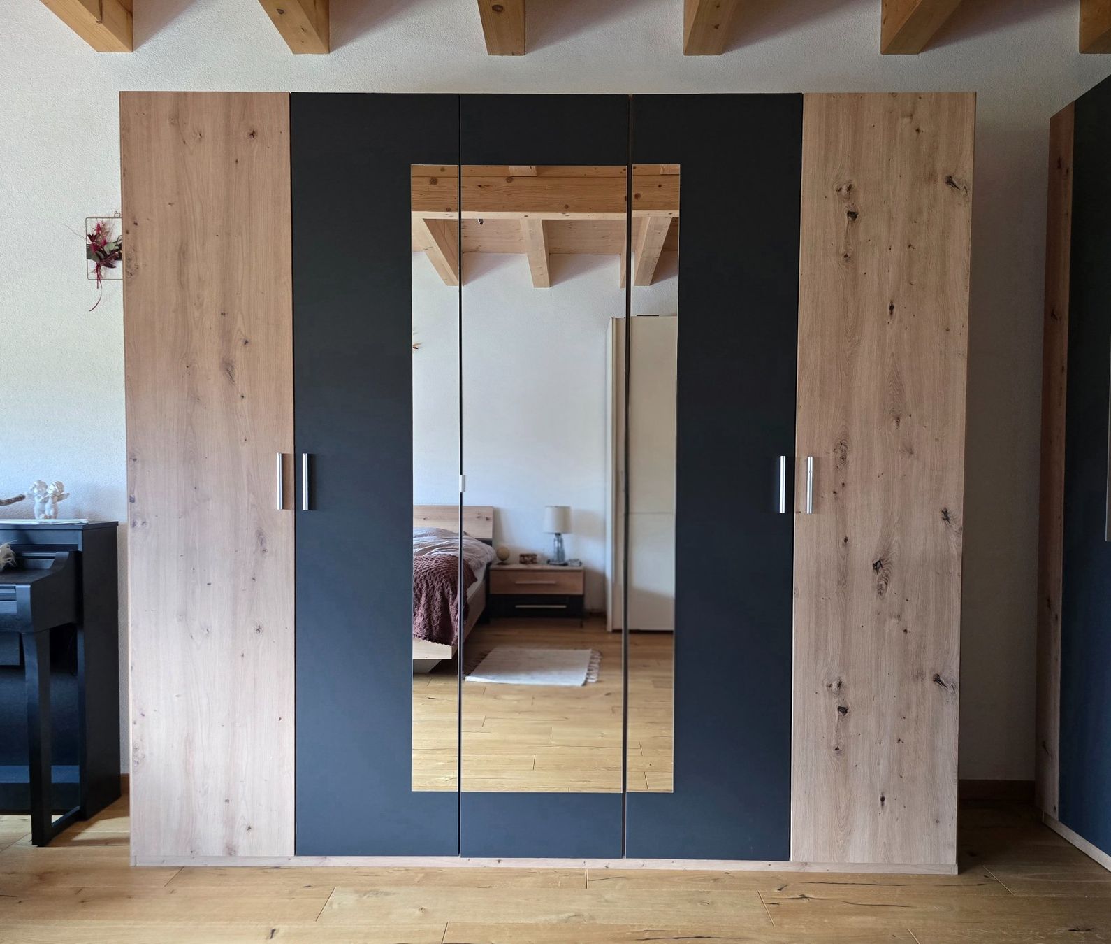 Schränke: Armoire 5 portes – Gebraucht aus Fully von mmsot