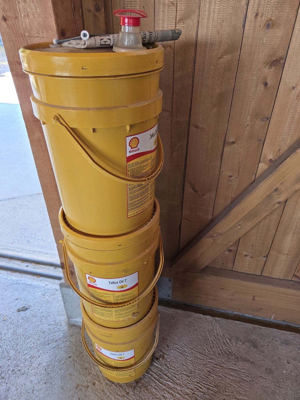 Shell Öl und Additive: Shell Tellus Oil T 68 Hydraulikoel 20L – Neu (gemäss Beschreibung) aus Oberbalm von cwittwer 2
