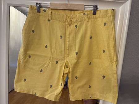 Gelbe Sommer Herren Shorts, Grösse 36, Top Zustand!