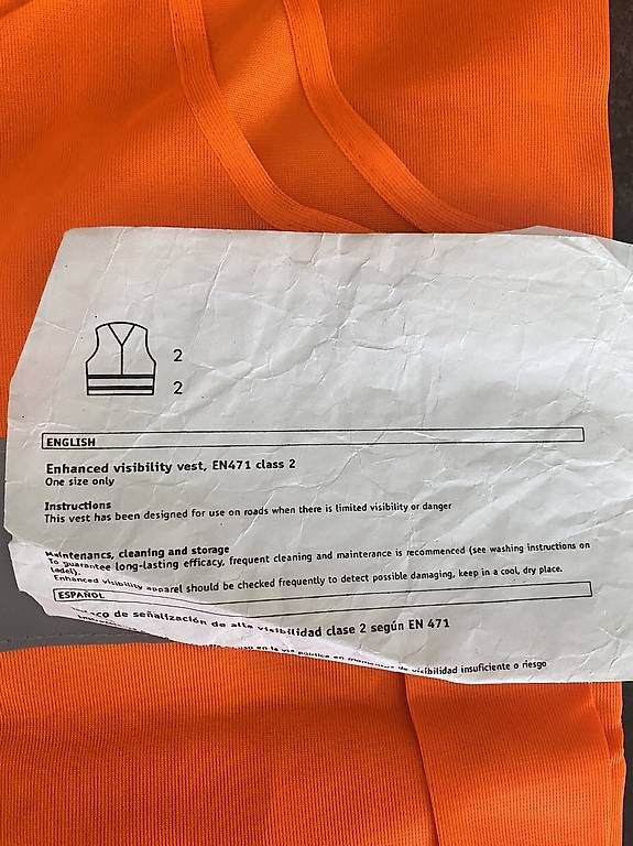 Gilets & Westen: Warnweste – Gebraucht aus Wetzikon ZH von masabelina63 2