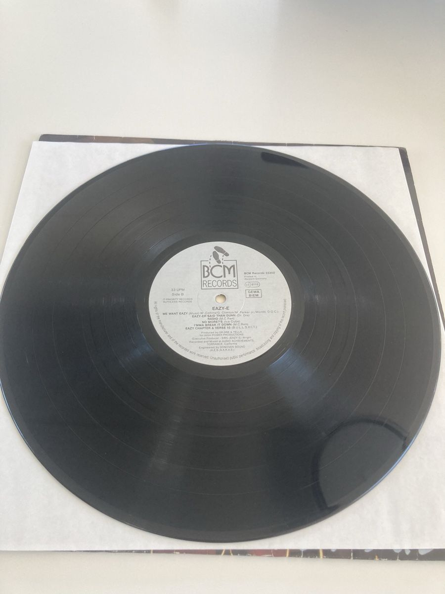 Dischi in vinile: Eazy-E - Eazy Duz It - LP OG EU Press – Usato da Mörschwil venduto da Appenzell2 3