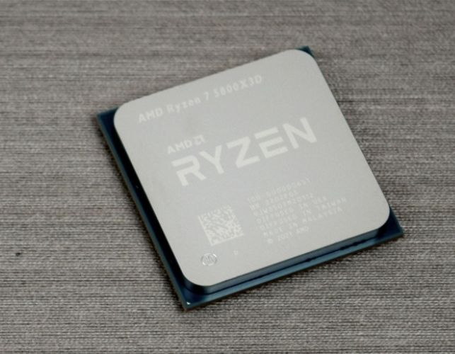 Amd Composants électroniques: Amd ryzen 7 5800x3d  – D'occasion à Weiningen ZH par nin_5ryy