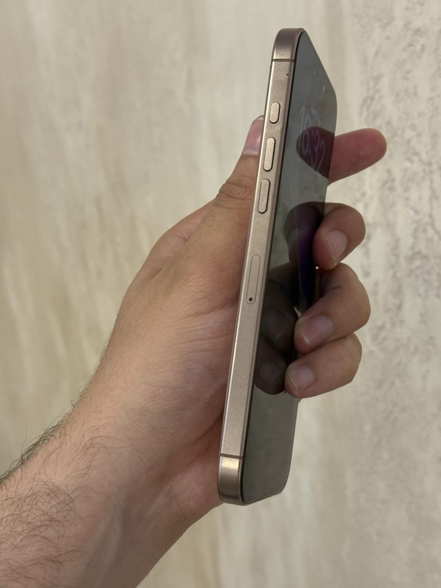 Apple Telefoni cellulari / Smartphones: Iphone 16 pro max 256 gb battery 93% – Nuovo (secondo la descrizione) da Chippis venduto da mig_8ns6 4