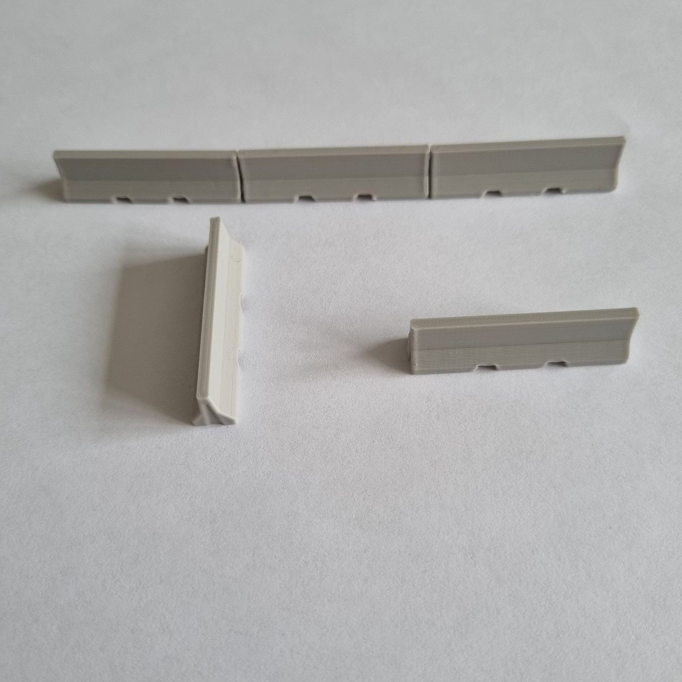 Modellini di ferrovie: Betonleitplanke Ho Set 1 – Nuovo (secondo la descrizione) da Büren zum Hof venduto da tigerkatze28 1