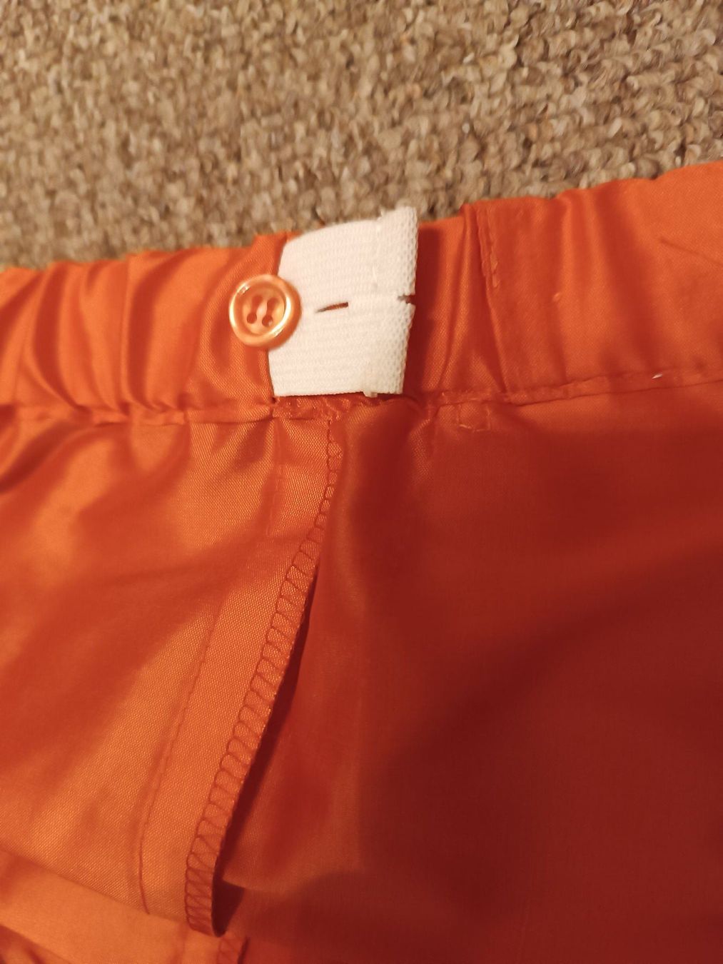 Pantaloni: Seidenhose Capri Damen Beige – Nuovo (secondo la descrizione) da Horn venduto da sonjamenzi 5