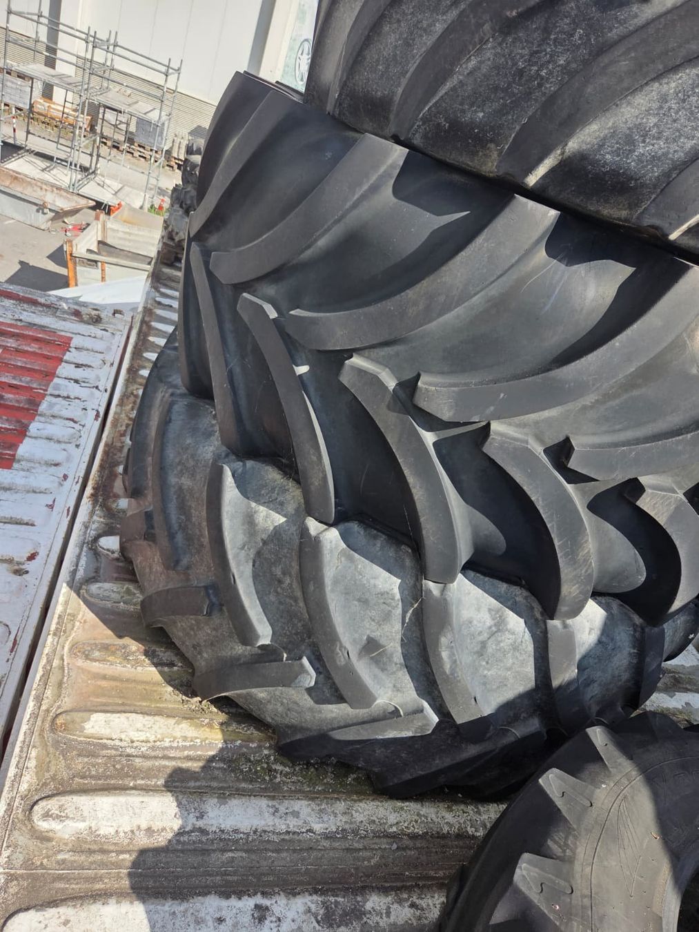 Pneumatici & Ruote complete: Traktor Pneu Hinterrad 710/70R38 Vredestein – Usato da Mels venduto da lad_8ctm