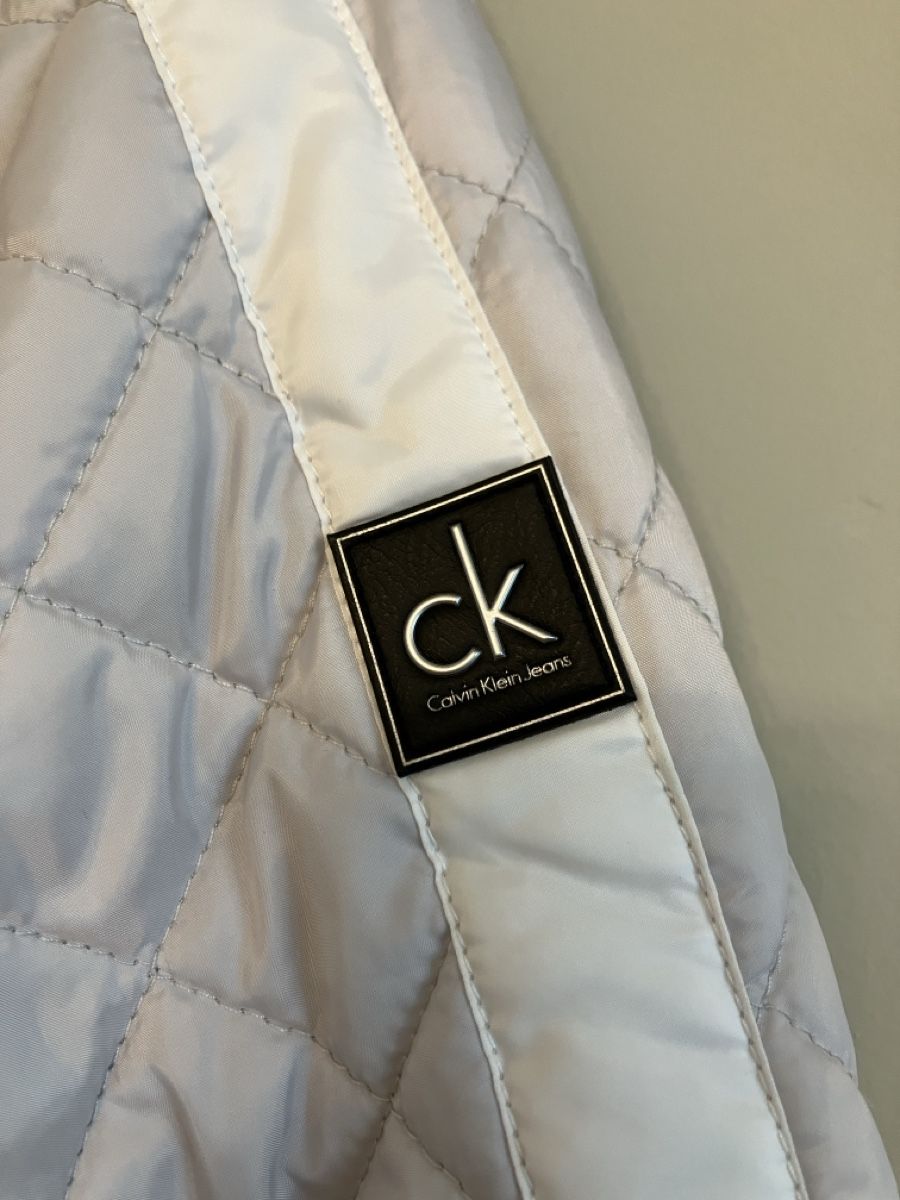 Calvin Klein Jacken: Jacke von Calvin Klein grösse xs – Gebraucht aus frauenfeld von Lahu8 5