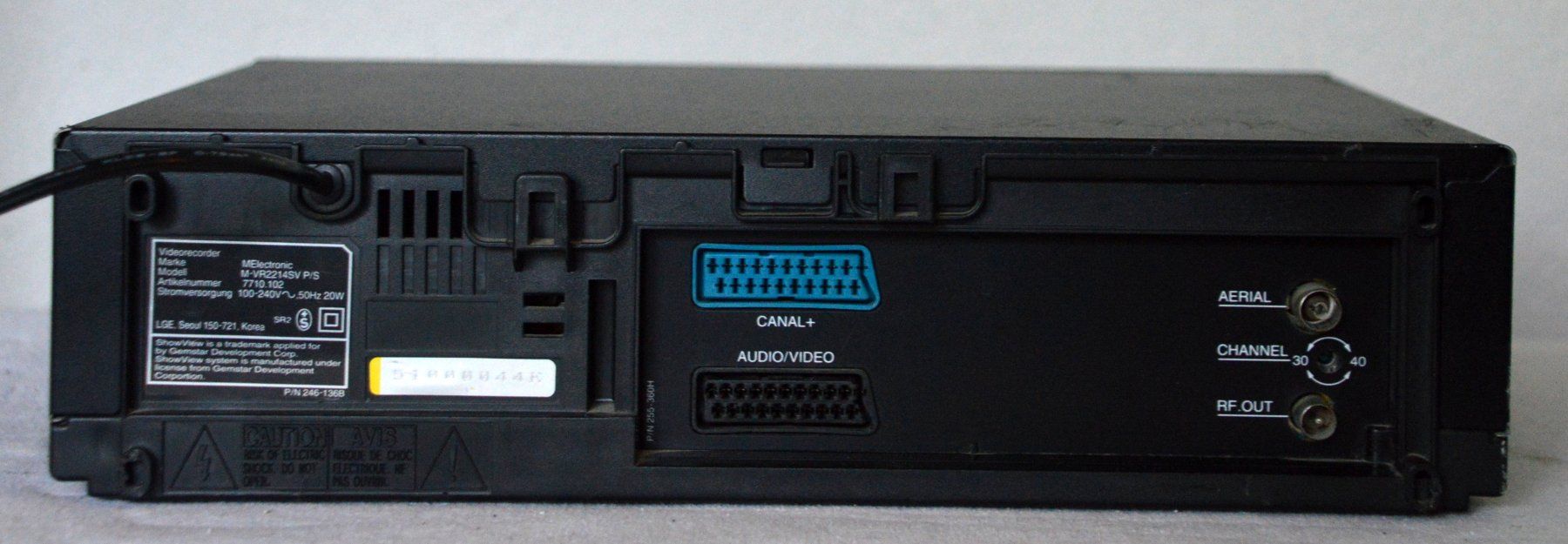 Registratori: Videorecorder / magnétoscope Melectronic M-VR2214SV – Usato da Collonges venduto da arashee 2