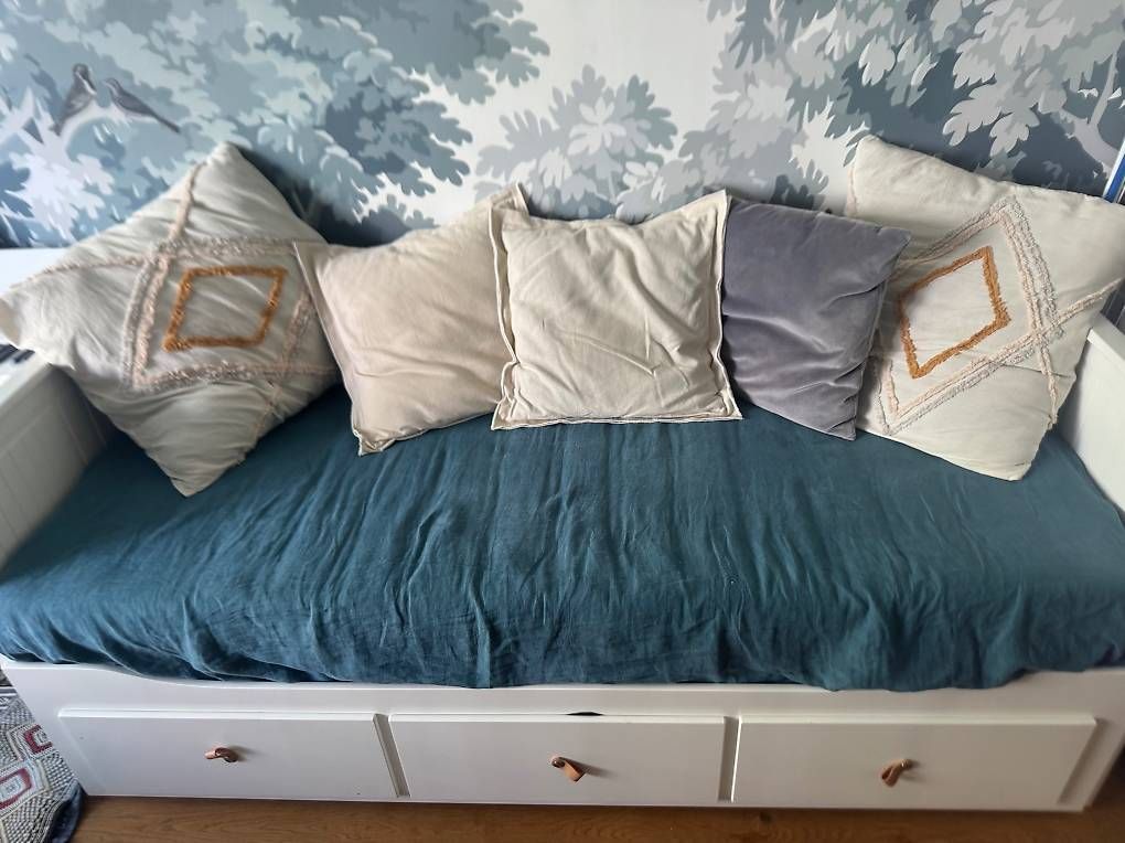 Ikea Lits: Lit banquette HEMNES IKEA – D'occasion à Genève par guner 3