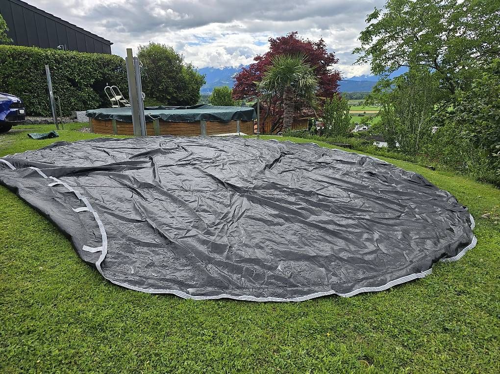 Schwimmbad: Neuwertige Poolabdeckung 7 Meter – Gebraucht aus Rüthi (Rheintal) von Dixi1