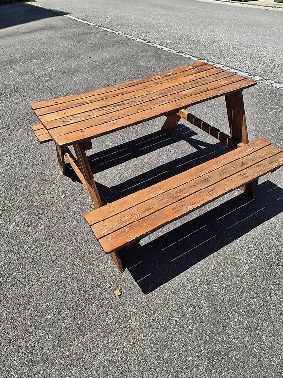 Ikea Tables: RESÖ Ikea Picknicktisch Kinder – D'occasion à Rotkreuz par Tom_1984 1