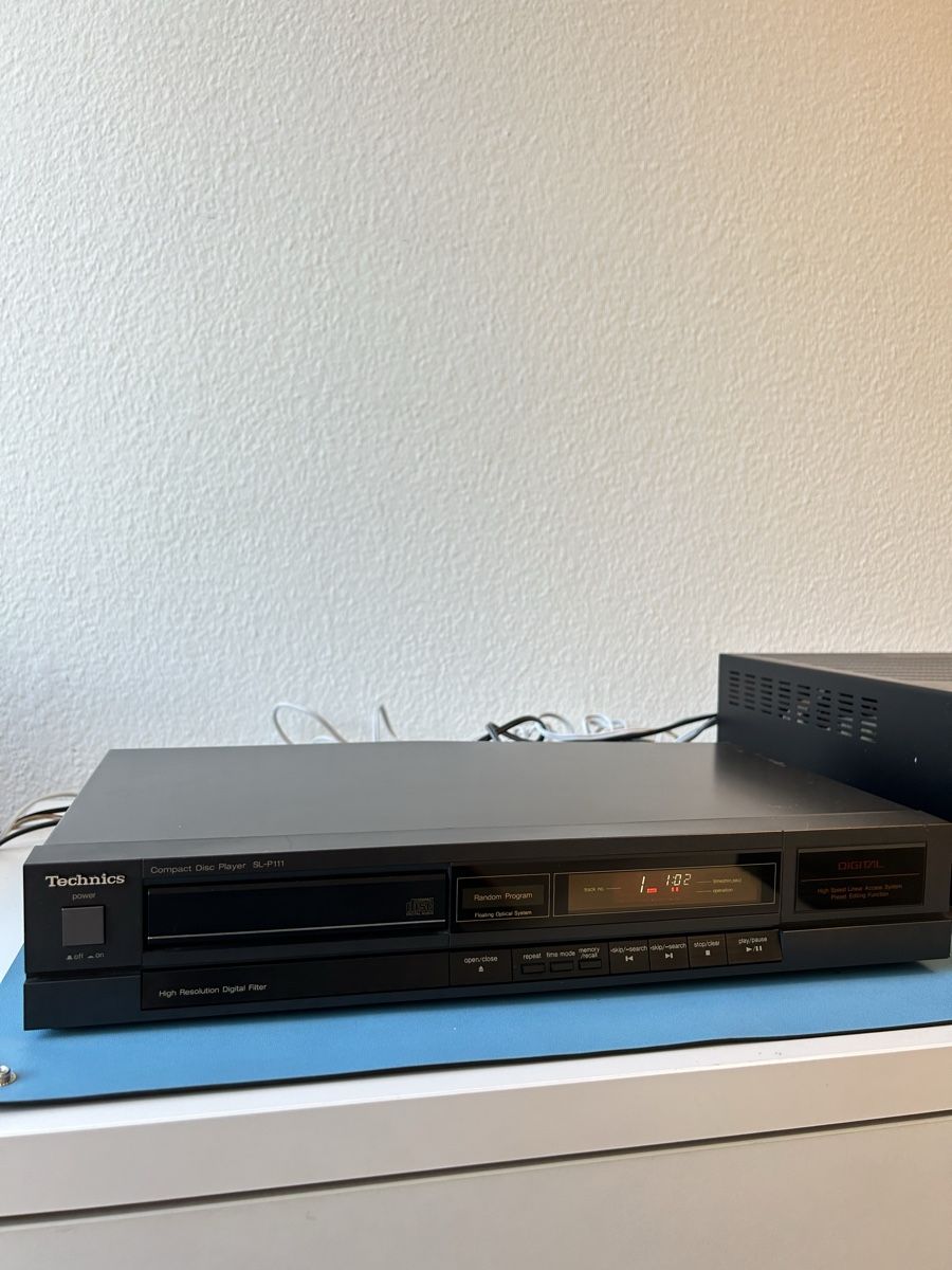 Technics Audio- & Mediensysteme: Technics SL-P111 Compact Disc Player – High Resolution Digit – Gebraucht aus Pratteln von andi1977
