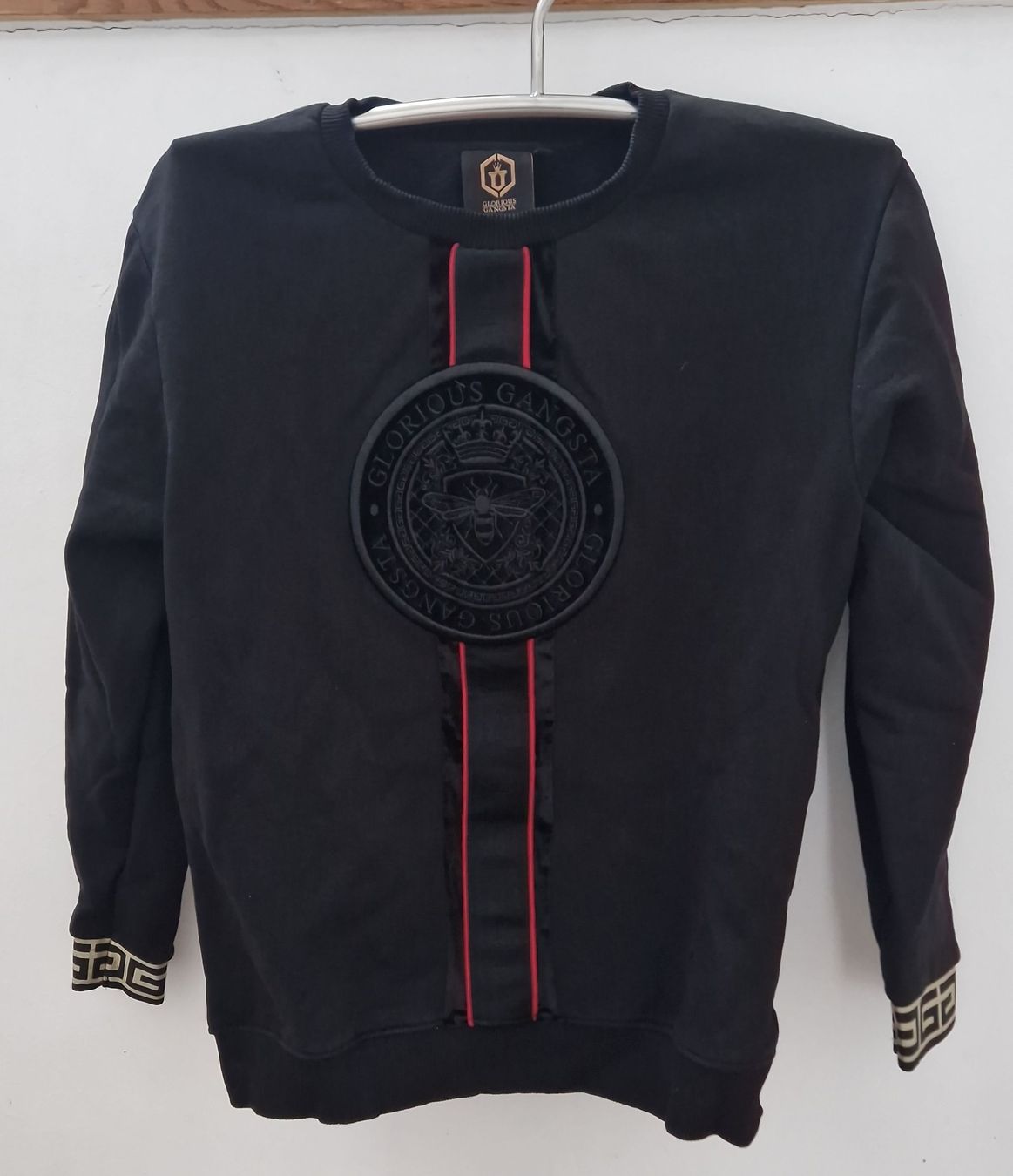 Maglioni & Felpe: Schwarzer Glorious Gangsta Pullover Grösse L, neuwertig! – Usato da Rapperswil SG venduto da Val3ntin22