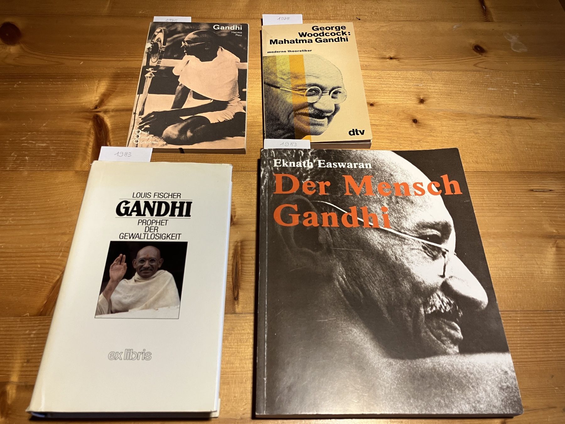 Libri: Gandhi Bücherpaket – Usato da Oberegg venduto da Najen751