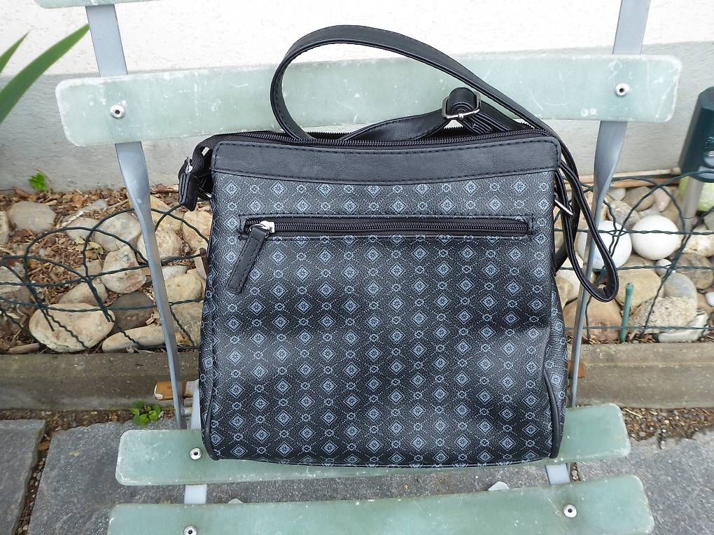Maddison Borse da donna: Tasche maddison schwarz NEU – Nuovo e nell'imballaggio originale da Wald ZH venduto da e8e 2