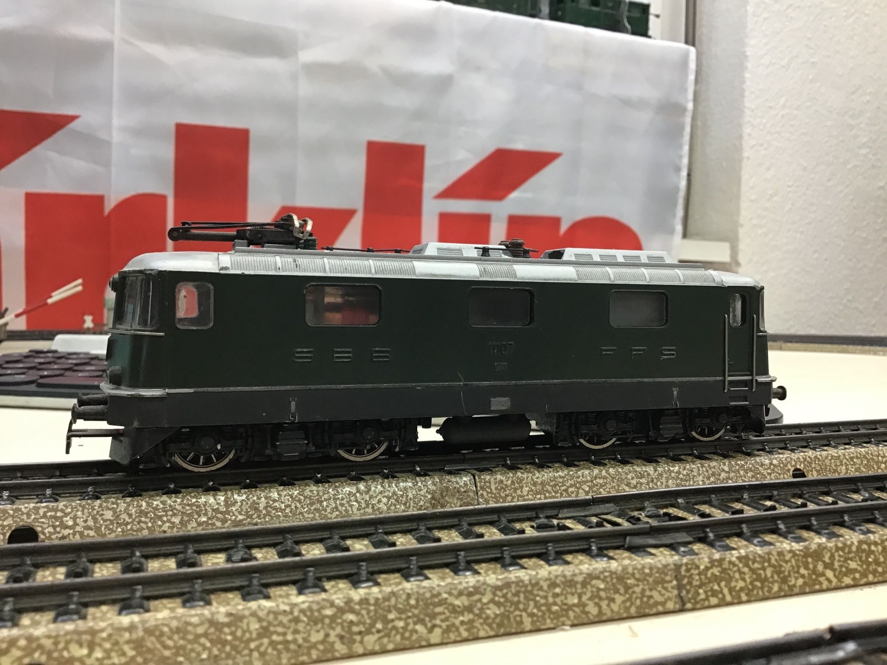Hag Modellini di ferrovie: SBB Lokomotive Re4/4 HAG Wechselstrom – Usato da Männedorf venduto da Spezial-Modelle 2