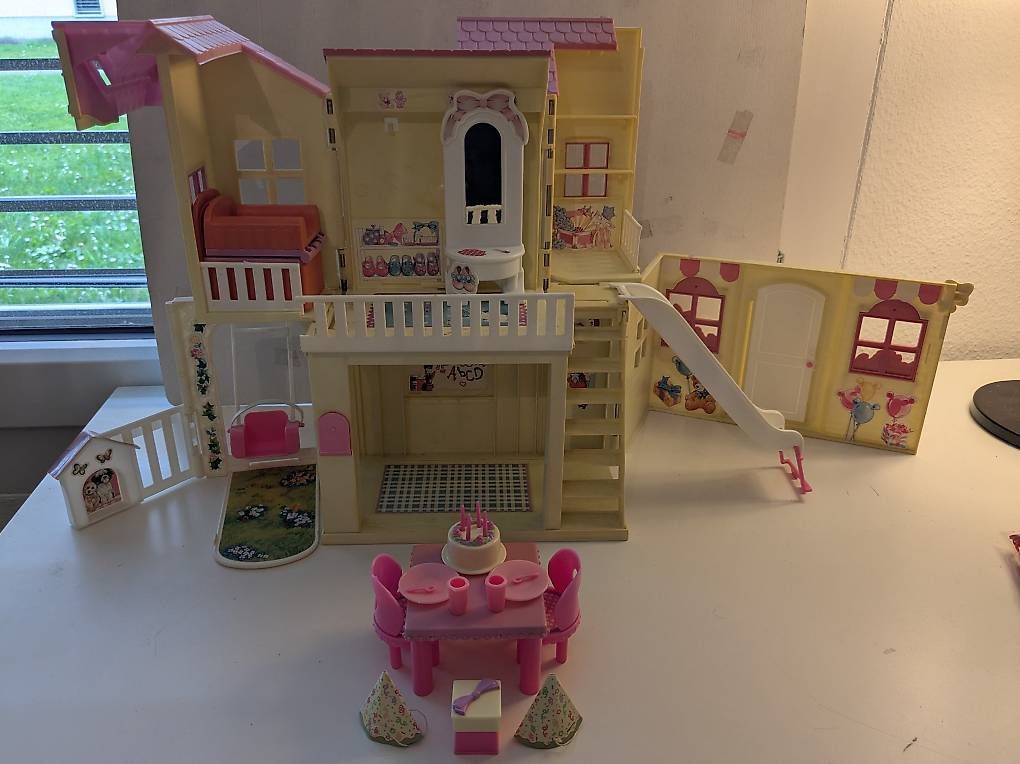 Bambole: Barbie Shelly / Kelly Haus – Usato da Wettingen venduto da S_Runa