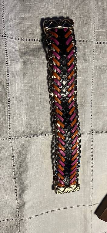 Bracciali & Braccialetti: Echtleder (Python)  Armband mit goldenen Kettendetails – Usato da Maienfeld venduto da Mity88