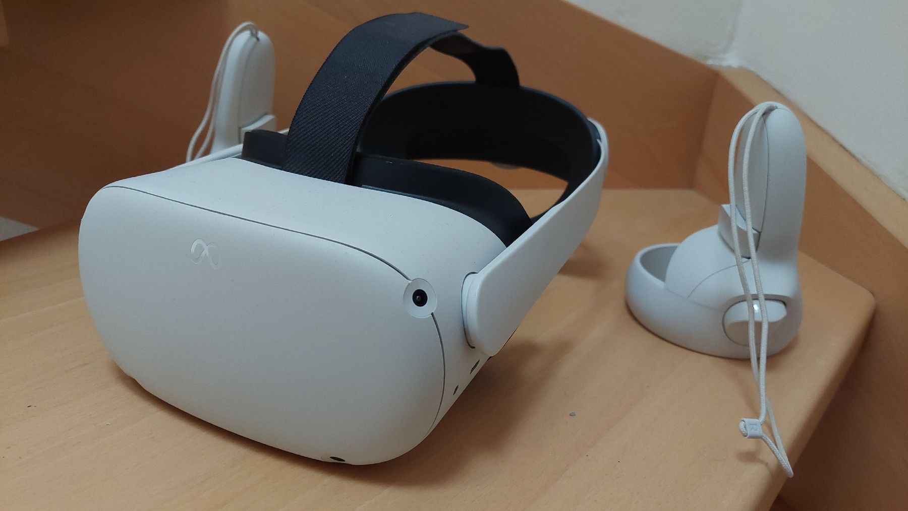 Meta Casco VR: Meta Oculus Quest 2 – Usato da Dachsen venduto da mau_9vv2