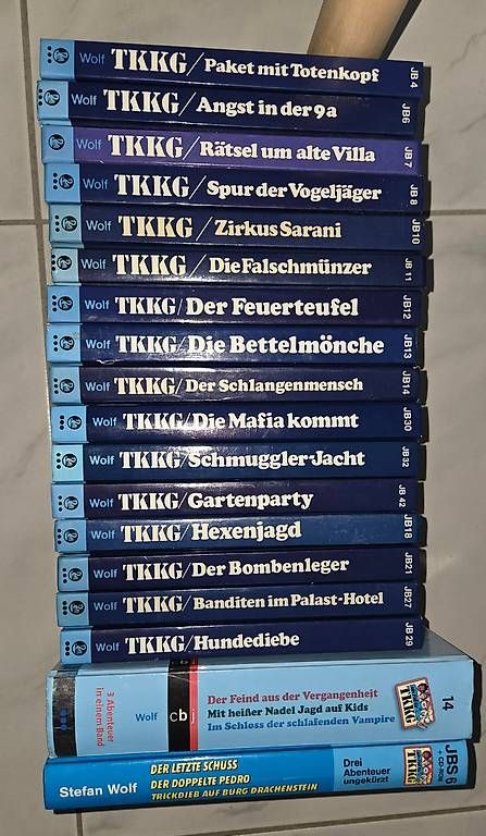 Libri: 18 TKKG Bücher – Usato da Eglisau venduto da vipaeaex