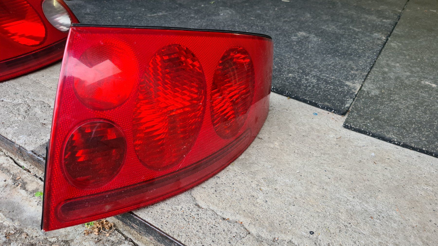 Audi Fari: Audi TT 8n Rückleuchten – Usato da Alpnachstad venduto da blackfly_ 6