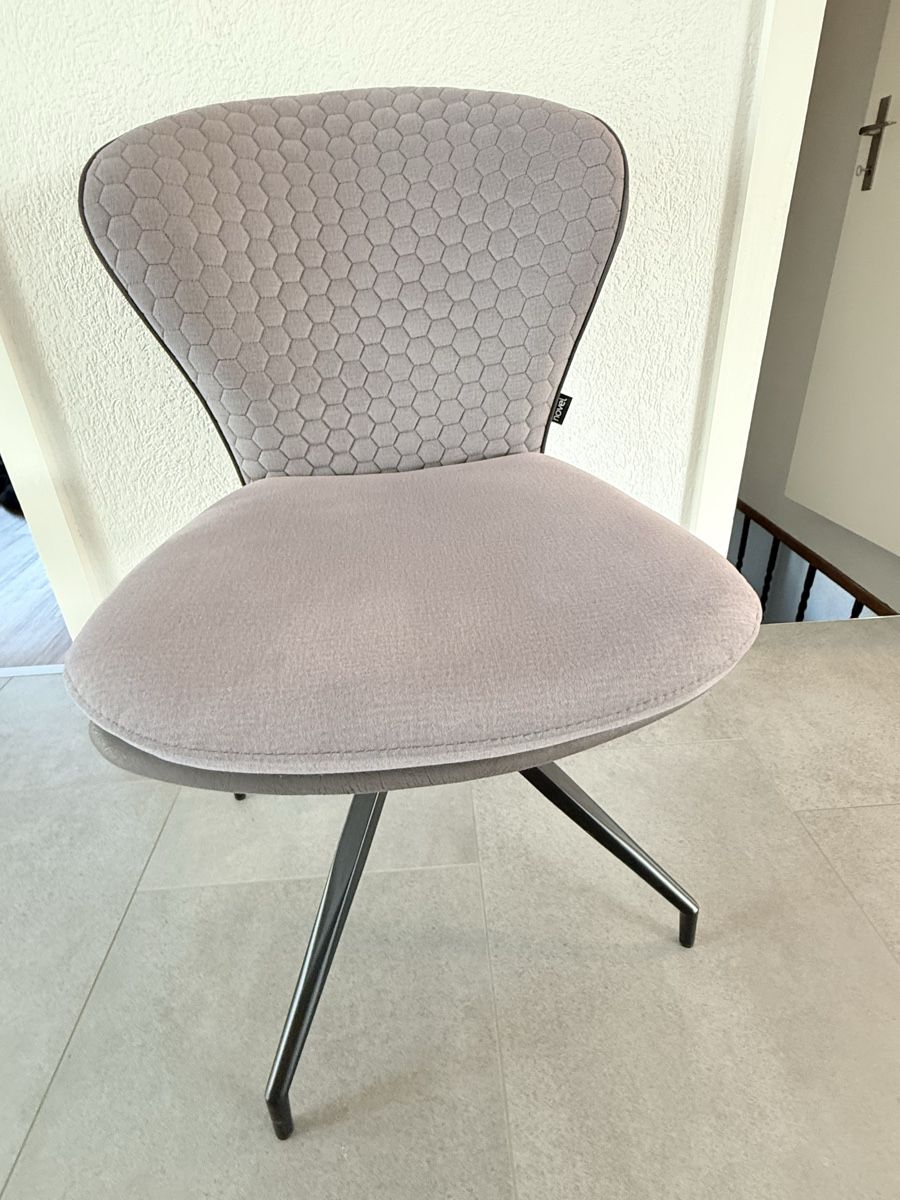 Pfister Set di tavolo e panche: Esszimmer sehr hochwertig  – Nuovo (secondo la descrizione) da Recherswil venduto da Zebra2009 1