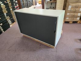 schöner Lateralschrank mit Schlüssel 120x44cm H: 73cm